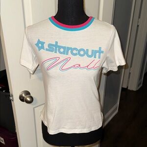 🖤STRANGER THINGS STARCOURT MALL TOP SIZE XS🖤